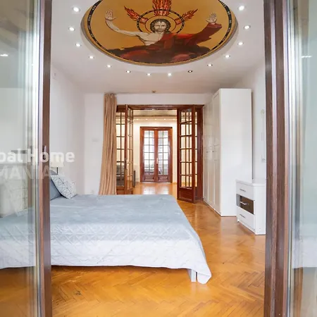 Appartement Faryna *