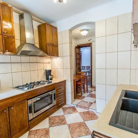 Faryna Bucureşti