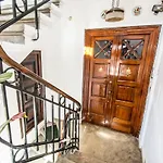 Faryna Apartament *