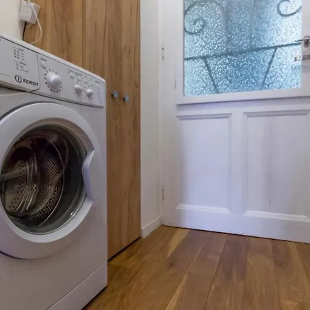 Апартаменты Faryna *